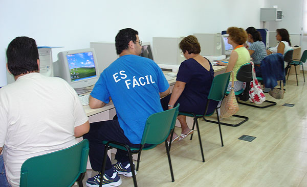 MIFITO organiza un curso de ofimática dirigido a personas con discapacidad, Foto 1