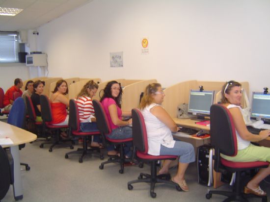 SE CELEBRA EL SEGUNDO CURSO DE MICROSOFT OFFICE DEL PROYECTO MAGAP EMPLEO EN EL CENTRO DE DESARROLLO LOCAL, Foto 1