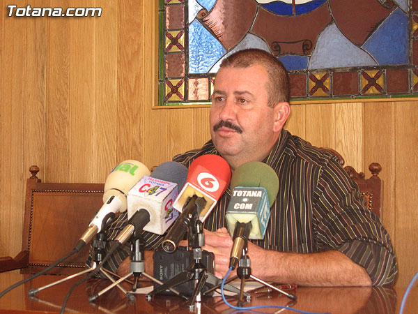 EL GRUPO MUNICIPAL SOCIALISTA ASEGURA QUE EL CONCEJAL DE URBANISMO JUAN CARRIÓN MIENTE A LOS GANADEROS, Foto 1