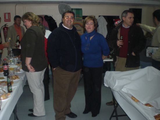 UN TOTAL DE 160 FAMILIAS DE LA ASOCIACIÓN DE PADRES Y MADRES DEL COLEGIO COMARCAL-DEITANIA CELEBRAN UNA CONVIVENCIA EN EL CENTRO MUNICIPAL DE PERSONAS MAYORES (2007), Foto 2