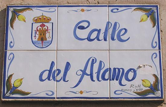 AYUNTAMIENTO REALIZA 200 PANELES DE PARED Y BÁCULO PARA IDENTIFICAR LAS CALLES DE LA PEDANÍA DEL PARETÓN-CANTAREROS   , Foto 1