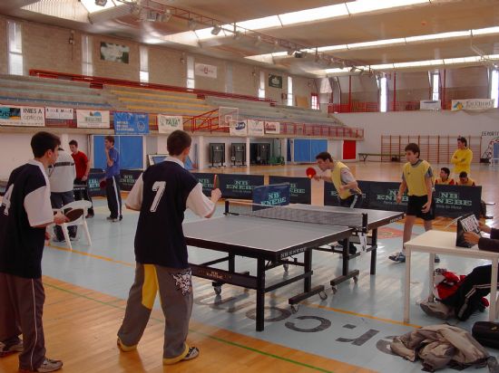 LA CONCEJALÍA DE DEPORTES DESPLAZÓ EL PASADO SÁBADO 25 DE FEBRERO A CUATRO ESCOLARES DE TOTANA AL CAMPEONATO REGIONAL ESCOLAR DE TENIS DE MESA, QUE TUVO LUGAR EN SAN JAVIER, Foto 3