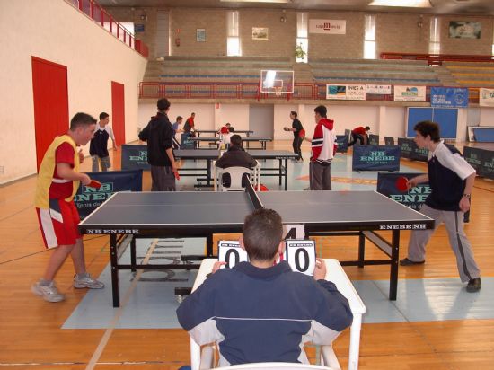 LA CONCEJALÍA DE DEPORTES DESPLAZÓ EL PASADO SÁBADO 25 DE FEBRERO A CUATRO ESCOLARES DE TOTANA AL CAMPEONATO REGIONAL ESCOLAR DE TENIS DE MESA, QUE TUVO LUGAR EN SAN JAVIER, Foto 4