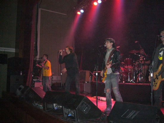 SE COMPLETA EL AFORO DEL CENTRO SOCIOCULTURAL LA CÁRCEL CON MOTIVO DEL CONCIERTO ACÚSTICO DE LA FRONTERA DENTRO DE LA X ALDEA DE LAS ASOCIACIONES, Foto 2