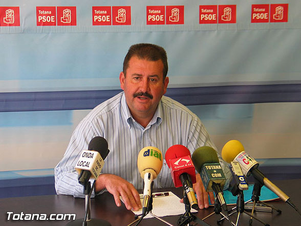 EL PSOE OFRECIÓ UNA RUEDA DE PRENSA PARA HACER UN BALANCE DE LA GESTIÓN DEL PP EN MATERIA DE AGRICULTURA, Foto 1