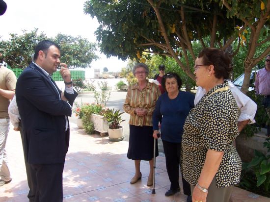 EL ALCALDE REALIZA VISITAS A LAS PERSONAS MAYORES IMPEDIDAS DE LA LOCALIDAD, ORGANIZADAS POR LA ASOCIACIÓN “SALUS INFIRMORUM”, PARA CONOCER DE PRIMERA MANO LAS NECESIDADES DE ESTE COLECTIVO, Foto 4