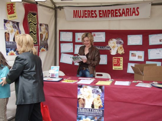 LA PRESENTACIÓN DE SOLICITUDES DE SUBVENCIONES PARA FOMENTAR LA INICIATIVA EMPRESARIAL DE LAS MUJERES DEL MUNICIPIO FINALIZA EL 18 DE JULIO, Foto 1