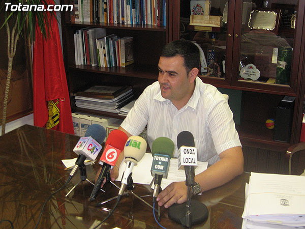 RUEDA DE PRENSA DEL EQUIPO DE GOBIERNO: VALORACIÓN DEL PLENO ORDINARIO DE JULIO, Foto 1