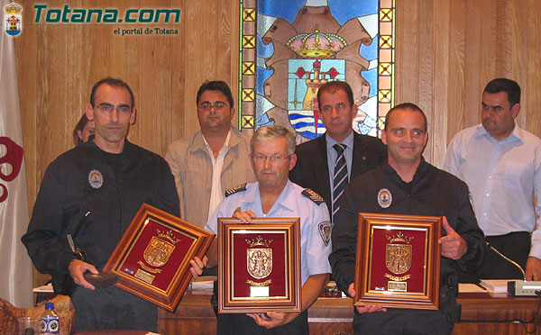 HOMENAJE RECONOCIMIENTO AGENTES POLICÍA LOCAL Y CUERPO DE LA POLICÍA LOCAL , Foto 1