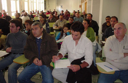 DOSCIENTOS ASISTENTES EN LORCA AL ENCUENTRO DE CARGOS PÚBLICOS DE IU, Foto 2