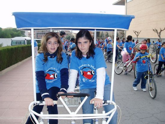 MÁS DE UN MILLAR DE PERSONAS PARTICIPAN EN LA MARCHA DEL DÍA DE LA BICICLETA DE TOTANA SUPERANDO LA PARTICIPACIÓN DE SU HISTORIA, Foto 3