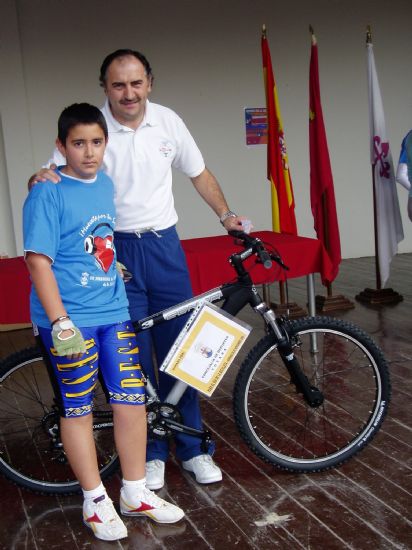 MÁS DE UN MILLAR DE PERSONAS PARTICIPAN EN LA MARCHA DEL DÍA DE LA BICICLETA DE TOTANA SUPERANDO LA PARTICIPACIÓN DE SU HISTORIA, Foto 6