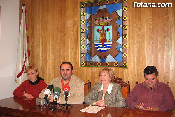 LA CONCEJAL DE IU, JOSEFINA GALVEZ, RENUNCIA A SU CARGO EN EL PLENO DEL MARTES, TRAS MÁS DE 10 AÑOS EN EL CONSISTORIO, Foto 1