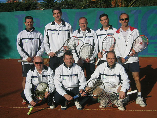EL CLUB DE TENIS TOTANA, TERCER CLASIFICADO EN EL CAMPEONATO REGIONAL DE VETERANOS POR EQUIPOS, Foto 1