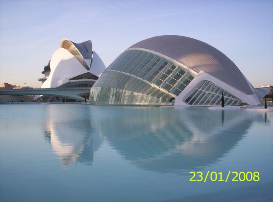LOS ALUMNOS DEL AULA OCUPACIONAL REALIZAN UNA CONVIVENCIA CON ALUMNOS DE INICIACIÓN PROFESIONAL DE OTRAS LOCALIDADES DURANTE LA VISITA AL CIRCUITO DE VELOCIDAD “RICARDO TORMO” EN CHESTE-VALENCIA (2008), Foto 6