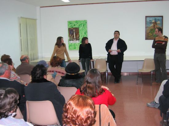 CENTRO OCUPACIONAL JOSÉ MOYA TRILLA PONE EN MARCHA III CICLO SESIONES FORMACIÓN PARA FAMILIARES   , Foto 1