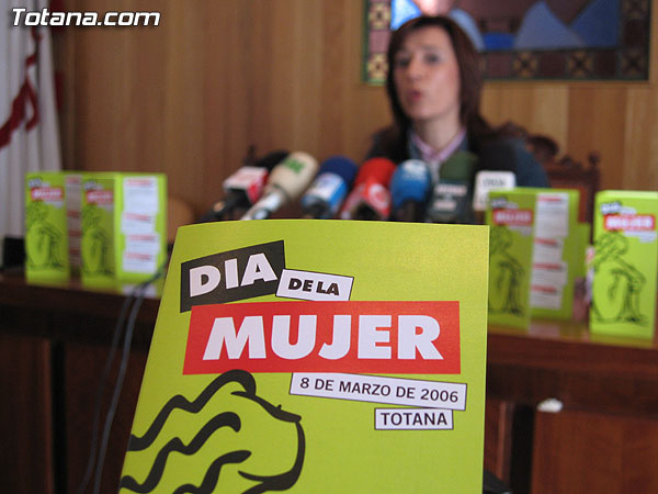 “FEMENINO PLURAL” ES LA OBRA QUE DA COMIENZO A LAS ACTIVIDADES ORGANIZADAS CON MOTIVO DEL DÍA DE LA MUJER   , Foto 2