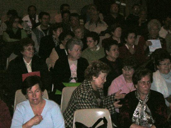 LA CONCEJAL DE MUJER E IGUALDAD DE OPORTUNIDADES Y LA DIRECTORA DEL INSTITUTO DE LA MUJER INICIAN EL PROGRAMA DE ACTIVIDADES CON MOTIVO DEL DÍA DE LA MUJER CON LA PONENCIA “EL PAPEL DE LA FAMILIA. EDUCAR EN VALORES. LA AUTOESTIMA” (2008), Foto 8