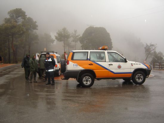 VOLUNTARIOS DE PROTECCIÓN CIVIL HALLAN AL HOMBRE QUE SE PERDIÓ EN SIERRA ESPUÑA, DONDE PASÓ UNA NOCHE A LA INTEMPERIE, Foto 1