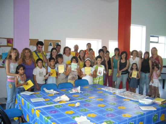SE CELEBRA LA CLAUSURA DEL CURSO ESCOLAR 2005/2006 DEL PROYECTO DE PROMOCIÓN EDUCATIVA QUE PROMUEVE EL CANDIL Y LA CONCEJALÍA DE EDUCACIÓN, Foto 1