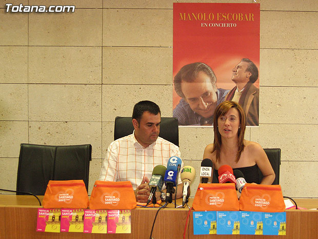 LA CONCEJALÍA DE FESTEJOS ABRIRÁ EL PRÓXIMO DÍA 3 DE JULIO EL PLAZO PARA SOLICITAR BARRAS EN EL RECINTO FERIAL DURANTE LAS FIESTAS DE SANTIAGO´2007, Foto 1