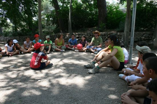 MÁS DE 80 NIÑOS PARTICIPAN EN LOS DOS CAMPAMENTOS DE VERANO, Foto 1