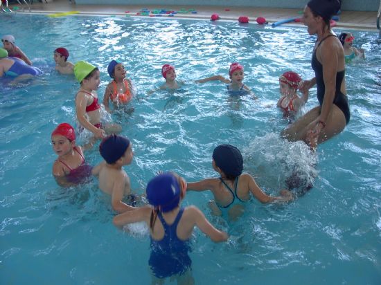 LAS INSCRIPCIONES PARA LA TEMPORADA 07/08 EN LA PISCINA CUBIERTA COMENZARÁN EL PRÓXIMO MIÉRCOLES DÍA 5 DE SEPTIEMBRE (2007), Foto 1