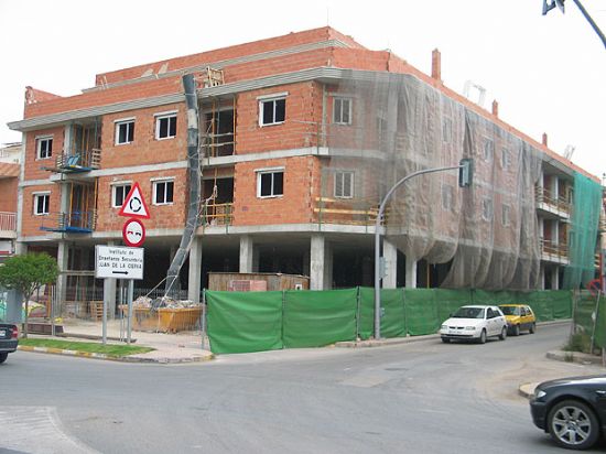 CONCEJALÍA DE TRÁFICO REORDENA LA SECUENCIA DE LOS SEMÁFOROS AVENIDA JUAN CARLOS I PARA DAR MAYOR FLUIDEZ CIRCULACIÓN ACCESOS BARRIO PARRAL Y CARRETERA POLÍGONO INDUSTRIAL, Foto 1