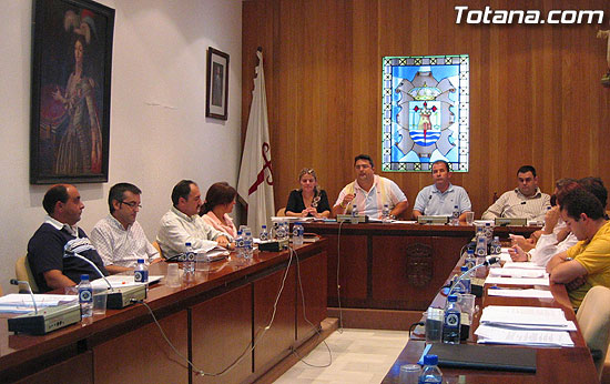 EL PLENO DE TOTANA APRUEBA INICIALMENTE EL PLAN GENERAL MUNICIPAL DE ORDENACIÓN URBANA TRAS EL ABANDONO DE LOS CONCEJALES DEL PSOE E IU ANTES DE SU DEBATE , Foto 1