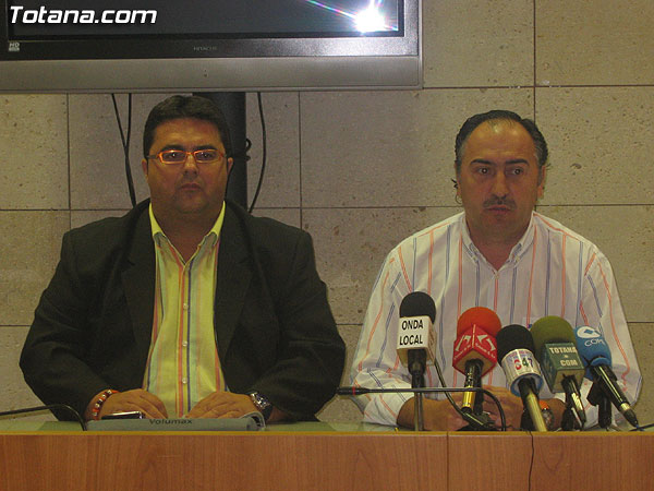 EL EQUIPO DE GOBIERNO OFRECIÓ UNA RUEDA DE PRENSA PARA HACER UN BALANCE DE LOS PRIMEROS 100 DÍAS DE GOBIERNO, Foto 4