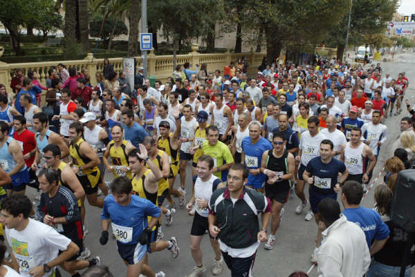 INTEGRANTES DEL CLUB ATLETISMO TOTANA-ÓPTICA SANTA EULALIA TOMARON PARTE EN LA XIX MEDIA MARATÓN “CIUDAD DE LORCA”., Foto 2