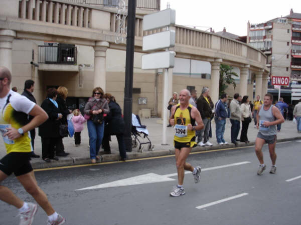 El atleta del Club Atletismo Totana-Óptica Santa Eulalia Bill Hume estuvo presente en la XXV Media maratón “Ciudad de Benidorm”, Foto 2