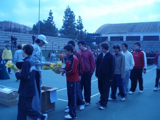 LOS ALUMNOS DE LA ESCUELA DE TENIS “SIERRA ESPUÑA” DE TOTANA FINALIZAN LA TEMPORADA EN LA “VII LIGA INTERESCUELAS VIP TENIS REGIONAL” CON EL ACTO DE CLAUSURA CELEBRADO EN EL POLIDEPORTIDO JOSÉ BARNÉS DE MURCIA, Foto 2