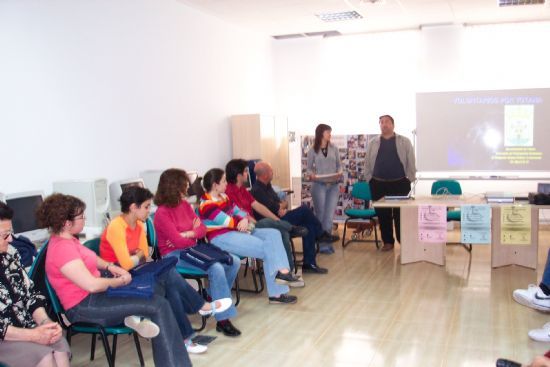 SE CLAUSURA EL CURSO DE FORMACIÓN EN VOLUNTARIADO SOCIOEDUCATIVO QUE ORGANIZA LA ASOCIACIÓN MIFITO, Foto 1