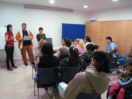 CLASURAN EL TALLER “TÉCNICAS DE BÚSQUEDA DE EMPLEO”, QUE HA CONTADO CON LA PARTICPACIÓN DE 16 PERSONAS DESEMPLEADAS, Foto 2