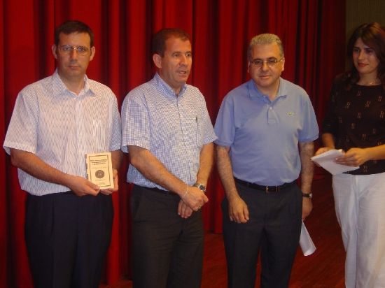 AYUNTAMIENTO EDITA OBRA FASIMILAR JOSÉ MARÍA MUNUERA Y ABADÍA “RESEÑA HISTÓRICO-DESCREPTIVA DE LAS ERMITAS DE SAN JOSÉ Y SAN ROQUE DE TOTANA” , Foto 1