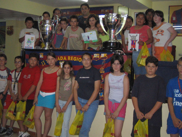 “MOSQUINHO” SERÁ LA MASCOTA DE LA VI TROBADA DE PEÑAS BARCELONISTAS, Foto 1