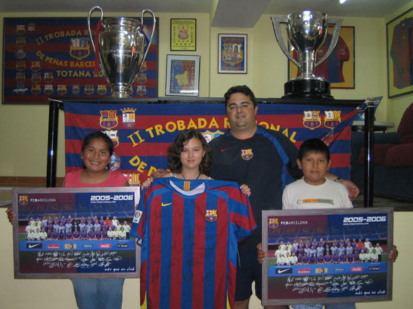 “MOSQUINHO” SERÁ LA MASCOTA DE LA VI TROBADA DE PEÑAS BARCELONISTAS, Foto 2