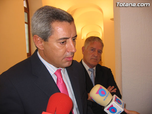 Un total de 50 nuevos policías locales toman destino en 13 municipios, 3 de ellos en Totana, Foto 1