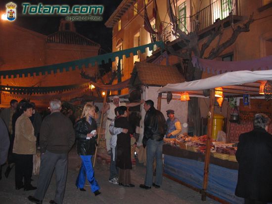 EL MERCADO MEDIEVAL ABRE LAS PUERTAS DEL PROGRAMA DE FIESTAS DE LA SANTA, CON RÉCORD DE VISITANTES, Foto 2