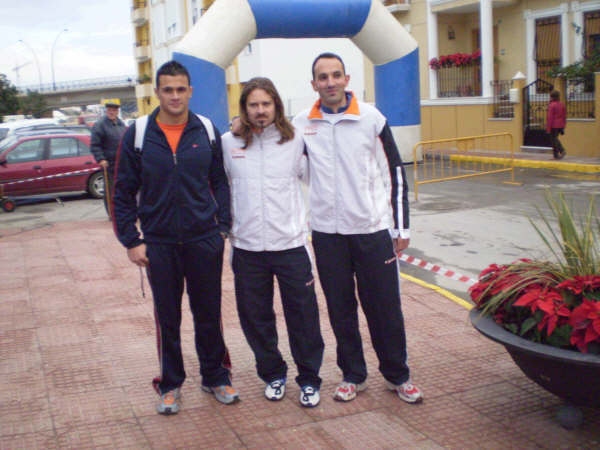 MIEMBROS DEL C.A.TOTANA-ÓPTICA SANTA EULALIA PARTICIPARON EN LA “I CARRERA DE NAVIDAD”, EN LA LOCALIDAD DE CUEVAS DE ALMANZORA (ALMERÍA), Foto 4