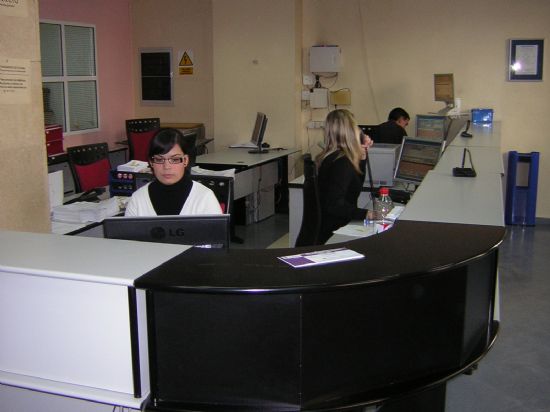 UN TOTAL DE 67 FAMILIAS DEL MUNICIPIO CON BAJOS RECURSOS SE BENEFICIARÁN DE LAS SUBVENCIONES INDIVIDUALES PARA EL PAGO DEL RECIBO DE IBI URBANA DEL EJERCICIO 2007, Foto 1