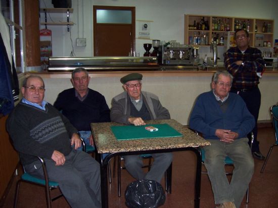 MEDIO CENTENAR DE SOCIOS DEL CENTRO DE PERSONAS MAYORES RECIBEN UNA CHARLA INFORMATIVA SOBRE LA REVALORIZACIÓN DE LAS PENSIONES (2008), Foto 4