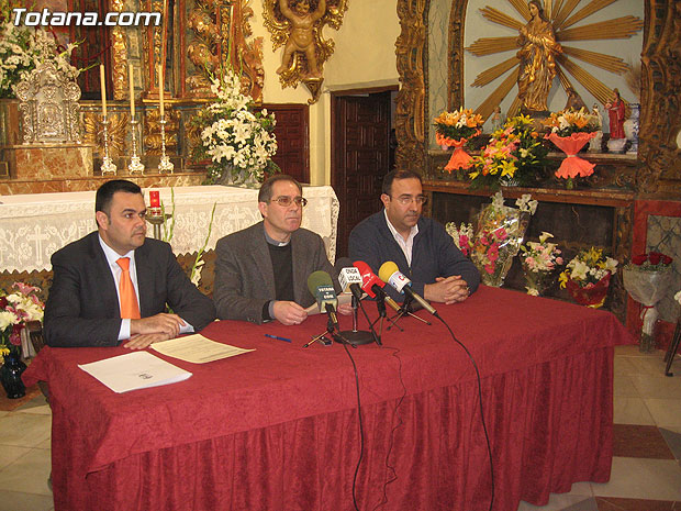 EL AYUNTAMIENTO Y LA FUNDACIÓN “LA SANTA” FIRMAN UN CONVENIO DE COLABORACIÓN POR IMPORTE DE CASI 400.000 EUROS PARA ACONDICIONAR LOS EDIFICIOS ANEXOS A LA ERMITA DE SANTA EULALIA, Foto 1