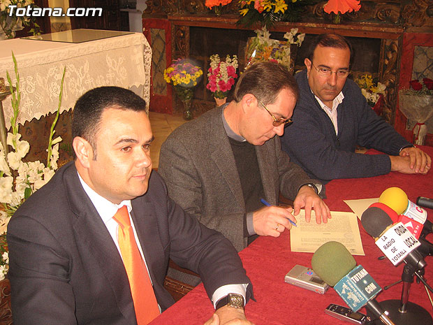 EL AYUNTAMIENTO Y LA FUNDACIÓN “LA SANTA” FIRMAN UN CONVENIO DE COLABORACIÓN POR IMPORTE DE CASI 400.000 EUROS PARA ACONDICIONAR LOS EDIFICIOS ANEXOS A LA ERMITA DE SANTA EULALIA, Foto 4