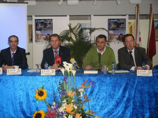 SE CLAUSURA LA “I FERIA DE EMPLEO, SEGURIDAD Y SALUD LABORAL” CON LA ENTREGA DE LOS PREMIOS DEL “I CONCURSO DE EMPRENDEDORES CIUDAD DE TOTANA” A 8 PROYECTOS DE JÓVENES DEL MUNICIPIO, Foto 1