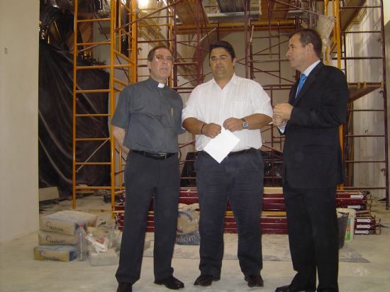 SE INVIERTEN MÁS DE 200.000 EUROS EN LA RESTAURACIÓN INTEGRAL DE LA CAPILLA DEL SAGRADO CORAZÓN DE JESÚS EN LA PARROQUIA DE SANTIAGO, Foto 1