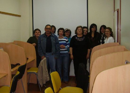 MÁS DE 80 PERSONAS RECIBEN FORMACIÓN EN NUEVAS TECNOLOGÍAS EN LA WALA DE INFORMÁTICA DE LA CÁRCEL (2008), Foto 1