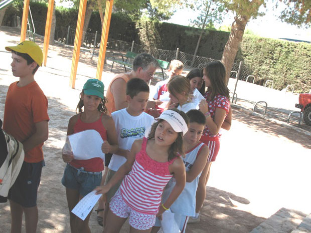 SE CLAUSURAN LAS JORNADAS DE ORIENTACIÓN EN EL POLIDEPORTIVO MUNICIPAL “6 de Diciembre”, Foto 3