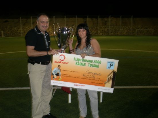“CAMPOSALUD” SE PROCLAMA PRIMER CAMPEON DE LA “LIGA KAIXER FUTBOL-7 DE VERANO”, Foto 3